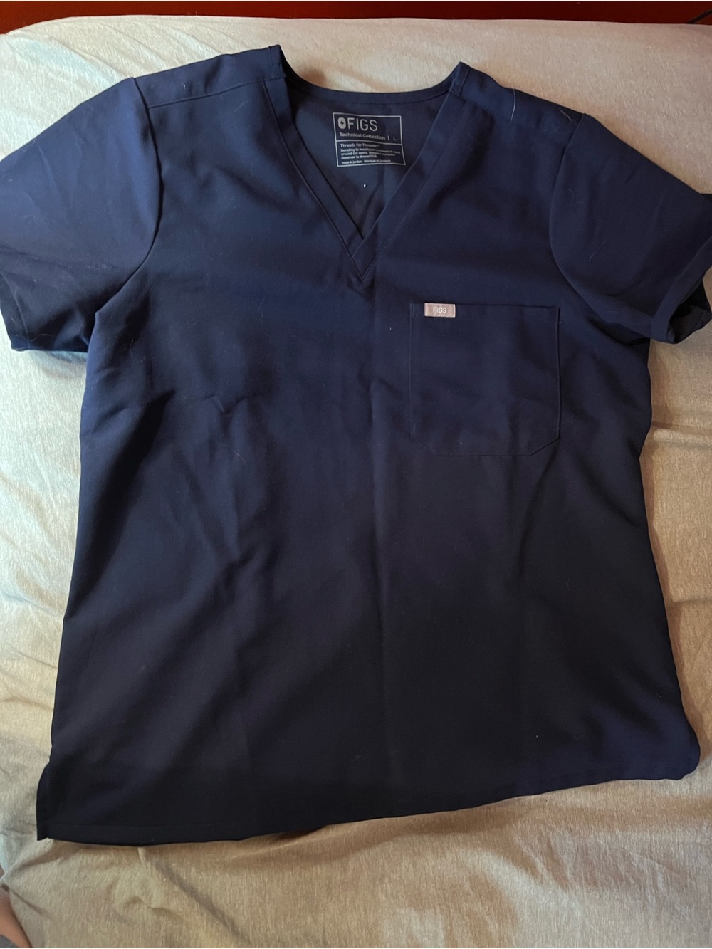figs scrub top